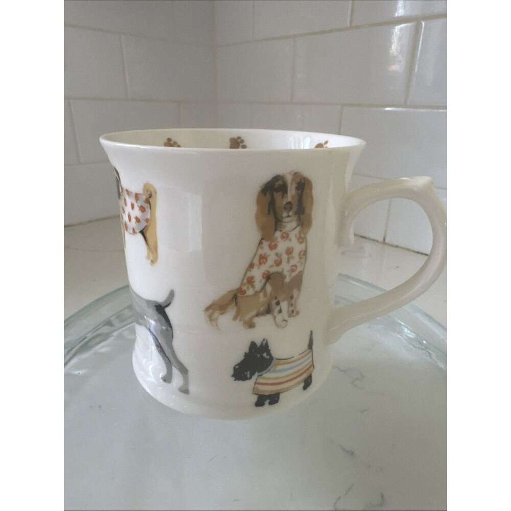 Cooksmart Fine China England 16oz Cute Dogs w/Sweaters & Bandanas Coffee Tea Cup - Picture 3 of 12